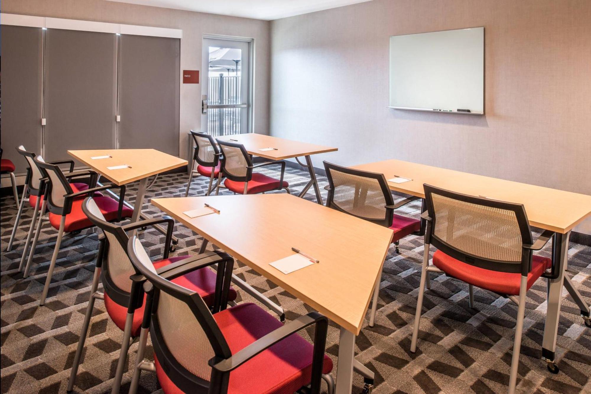 Towneplace Suites By Marriott Merced Exterior foto