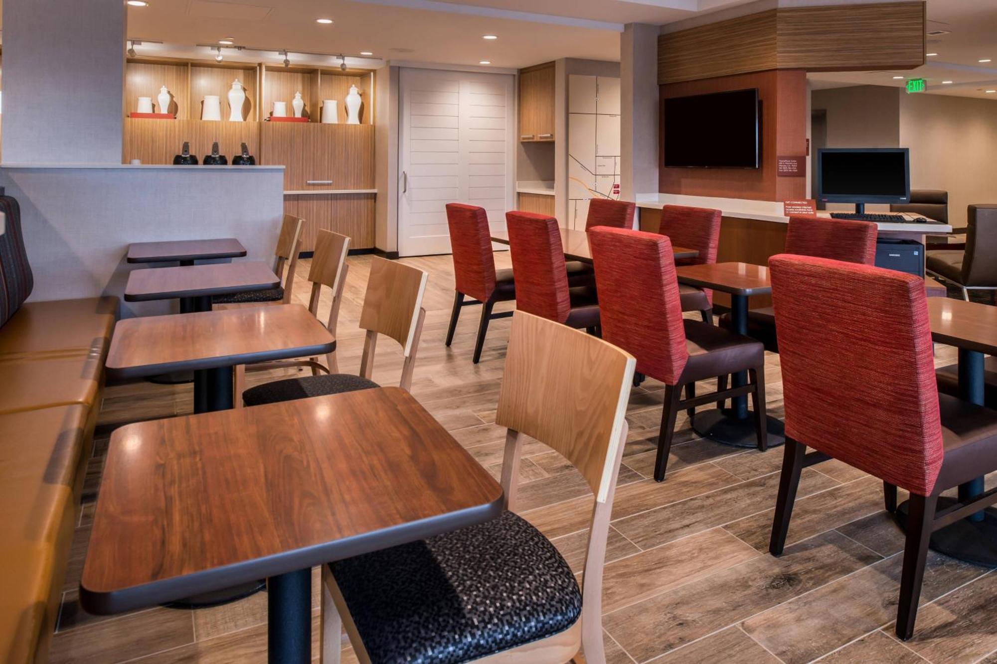 Towneplace Suites By Marriott Merced Exterior foto